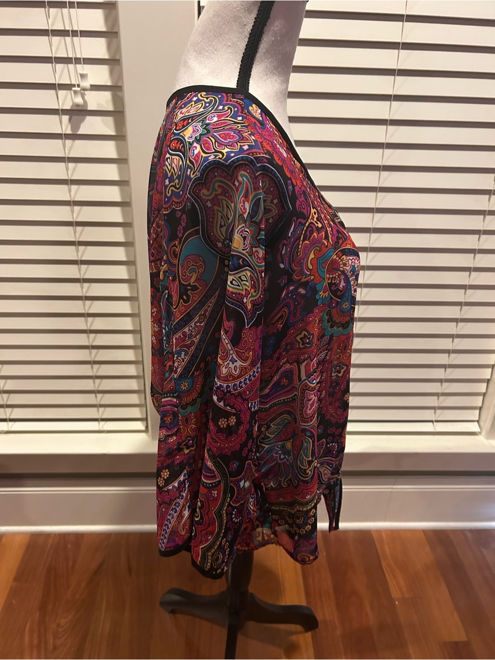 Chenault Multi-Color Paisley Tie-Front Blouse size L - Picture 3 of 7